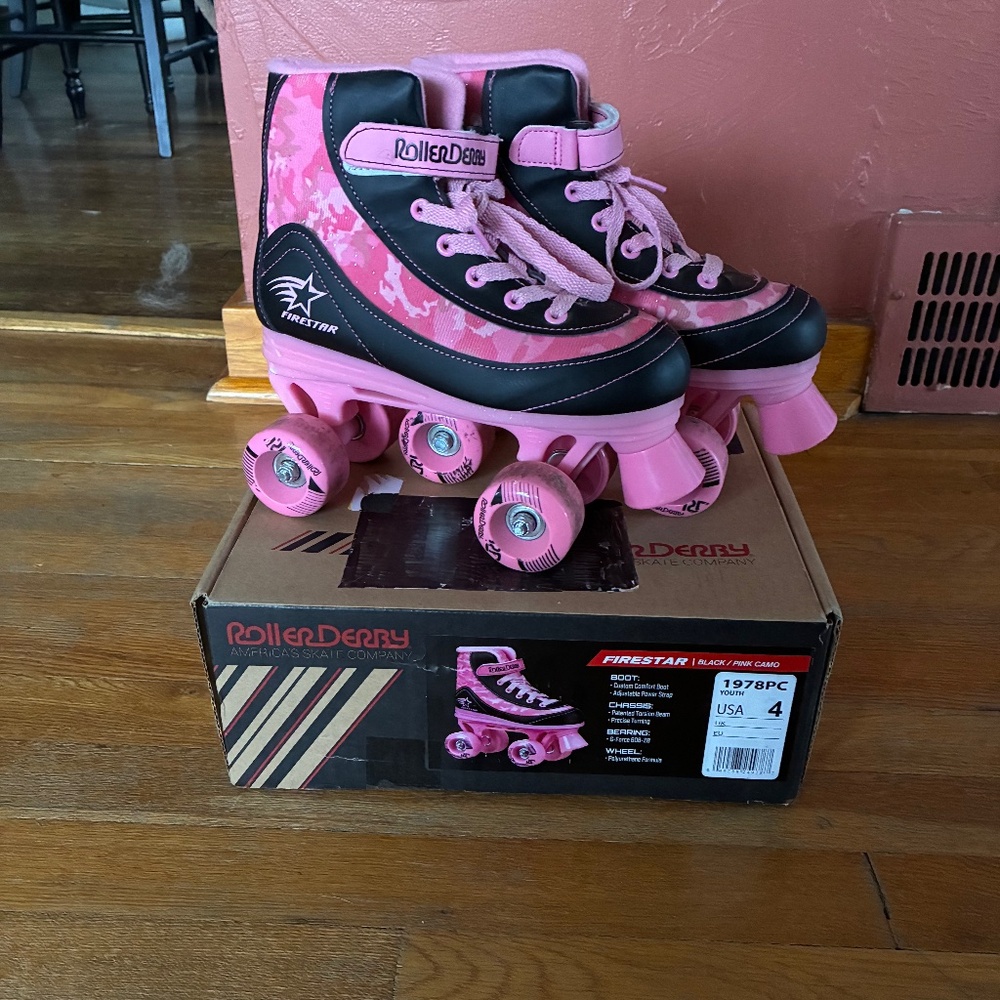 Roller Derby Firestar youth roller skates
